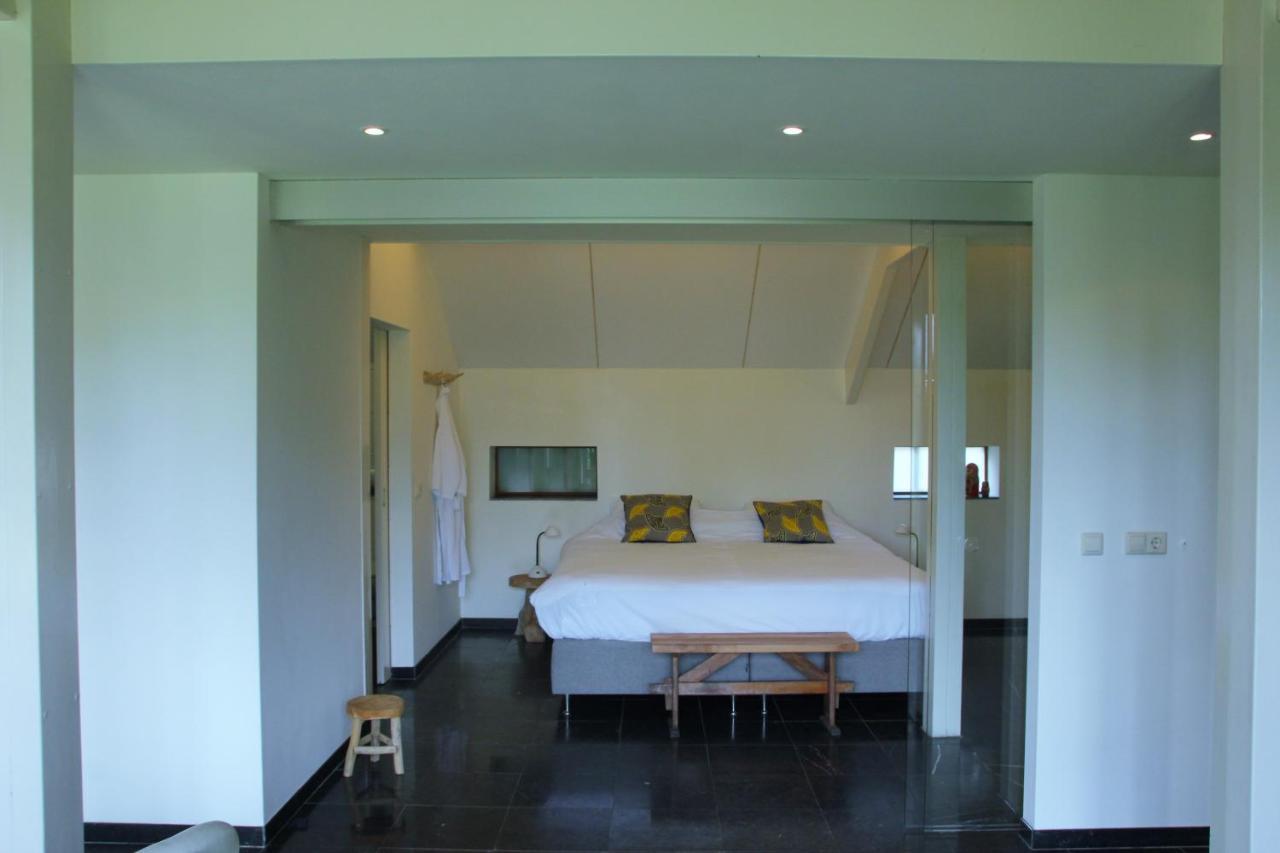 ErichemFamiliehuis De Betuwe Met Prive Kunstgras Tennisbaan En Sauna别墅 外观 照片