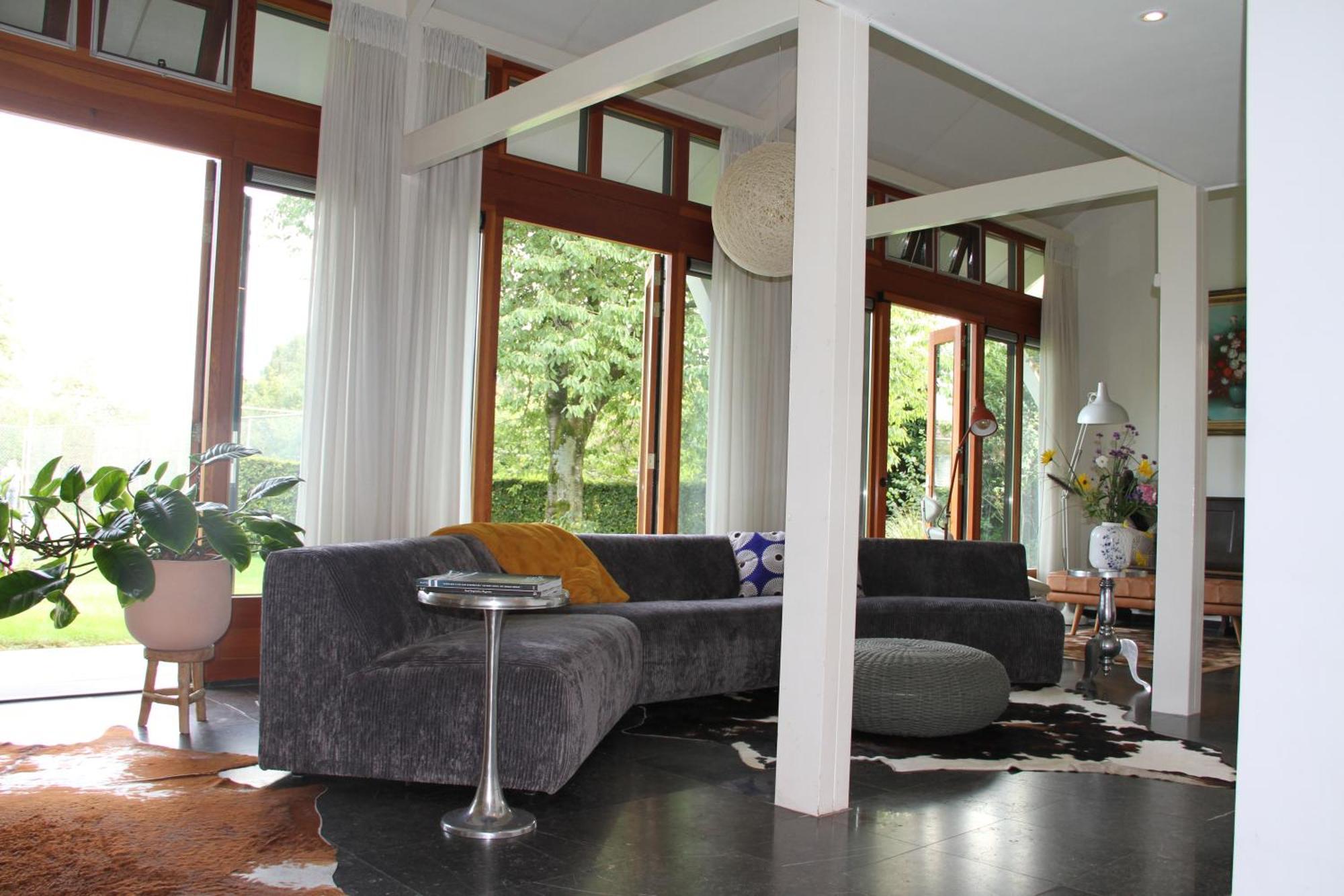 ErichemFamiliehuis De Betuwe Met Prive Kunstgras Tennisbaan En Sauna别墅 外观 照片