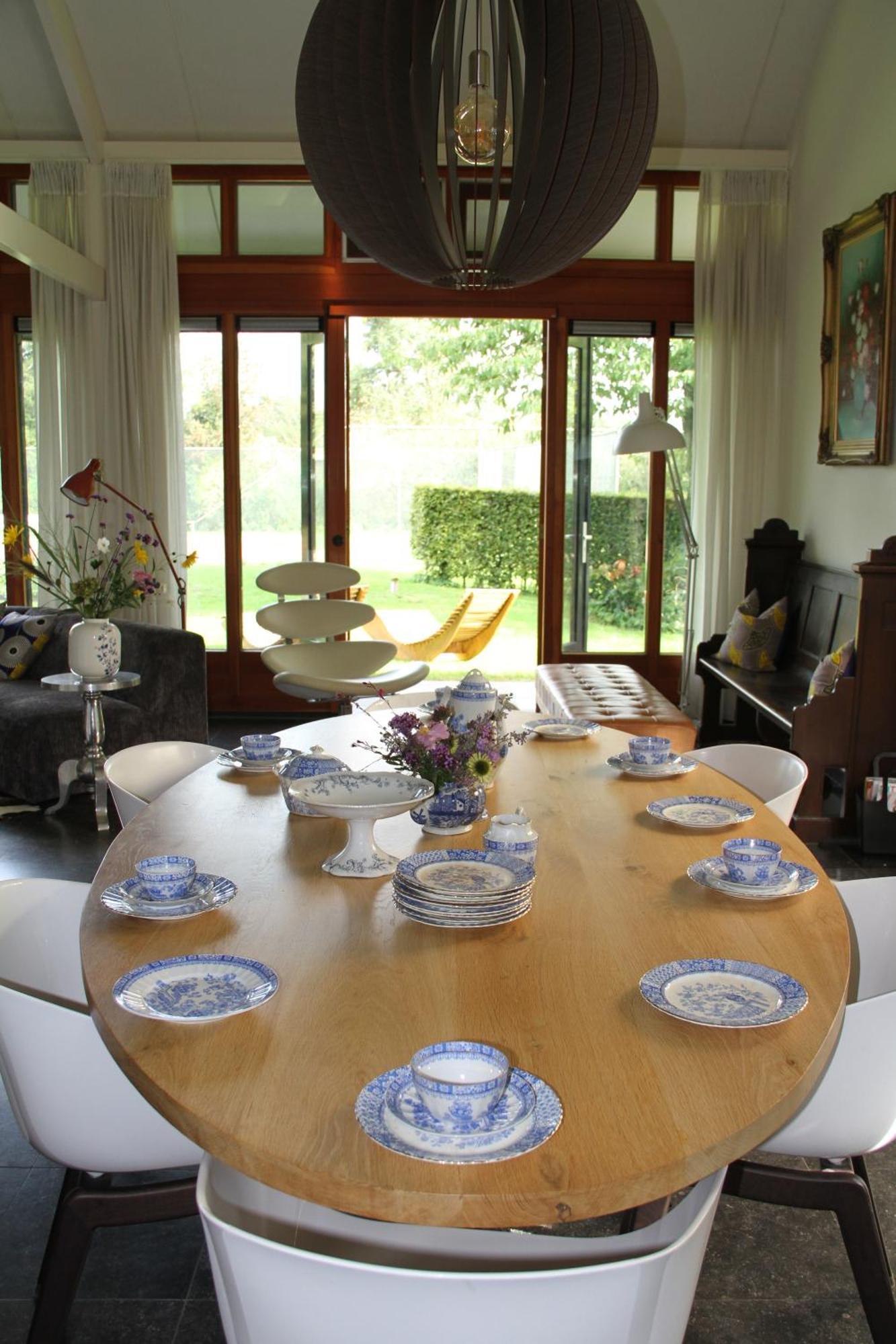 ErichemFamiliehuis De Betuwe Met Prive Kunstgras Tennisbaan En Sauna别墅 外观 照片